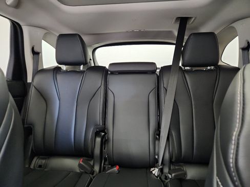 Used 2026 Acura MDX FWD w/ Technology Package image 32