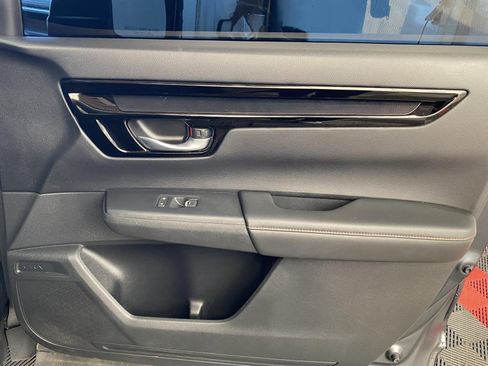 Used 2023 Honda CR-V Sport Touring image 7