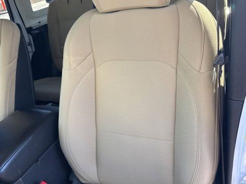 Used 2018 Jeep Wrangler Unlimited Sport S image 3