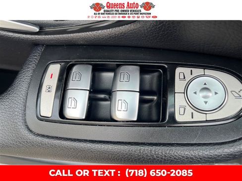 Used 2019 Mercedes-Benz GLC 300 4MATIC w/ Premium Package image 43