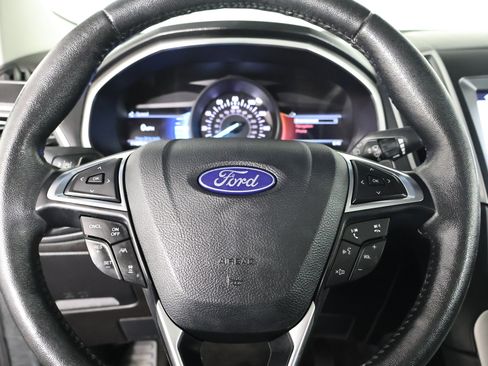 Used 2019 Ford Edge SEL w/ Equipment Group 201A image 19
