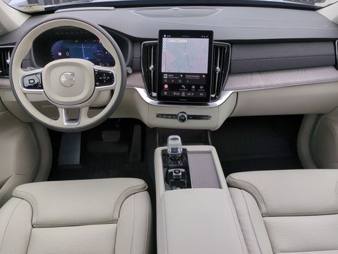 New 2026 Volvo XC90 T8 Ultra image 13