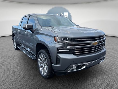 Used 2020 Chevrolet Silverado 1500 High Country w/ Technology Package image 1