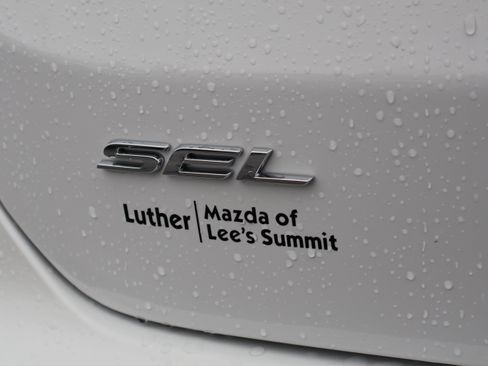 Used 2023 Ford Edge SEL w/ Convenience Package image 19