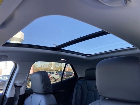 Used 2024 Buick Envision Preferred image 22