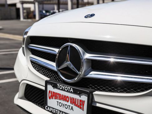 Used 2021 Mercedes-Benz C 300 Sedan image 11