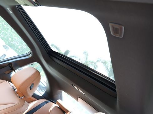 Used 2025 BMW 230i Coupe RWD image 18