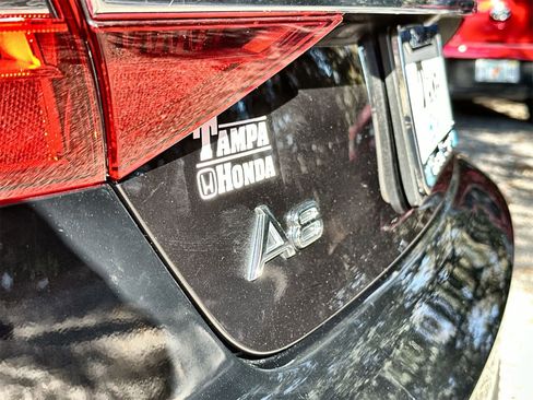 Used 2015 Audi A8 3.0T image 7