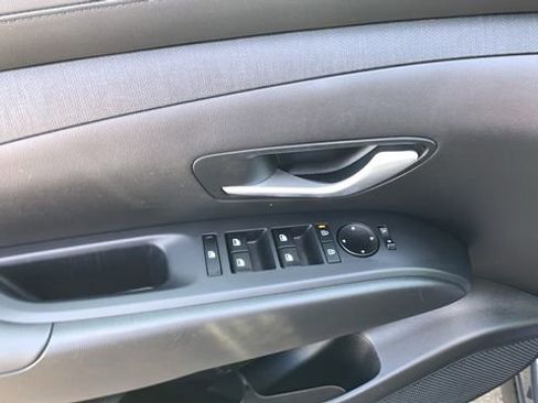Certified 2025 Hyundai Tucson SEL AWD/4WD image 10
