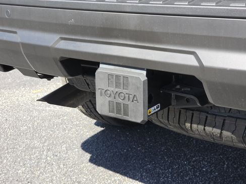 Used 2025 Toyota 4Runner Limited image 16