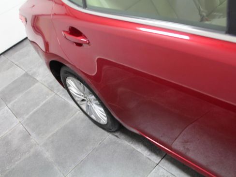 Used 2013 Lexus ES 350 w/ Luxury Pkg image 38