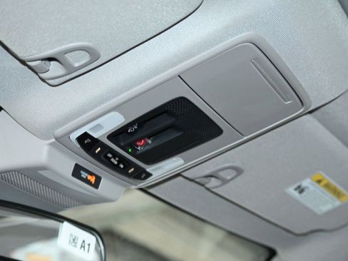 New 2025 Honda Accord SE image 27