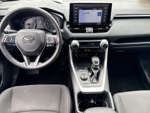 Used 2022 Toyota RAV4 SE AWD/4WD image 24
