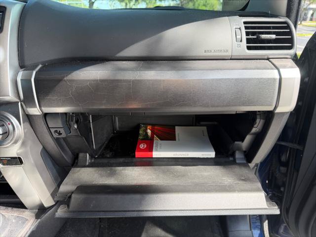 Used 2019 Toyota 4Runner SR5 AWD/4WD image 7