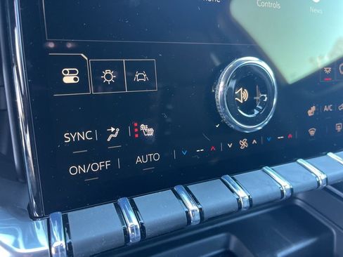 New 2026 GMC Acadia Elevation image 23