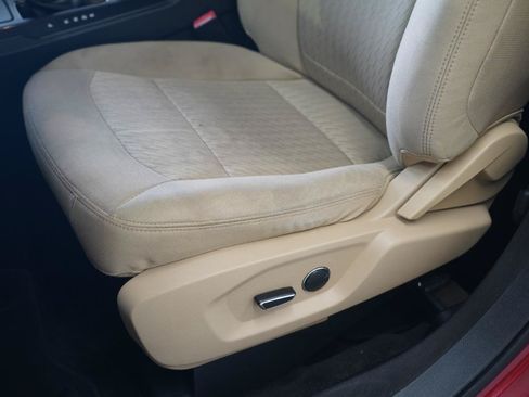 Used 2016 Ford Explorer FWD image 26