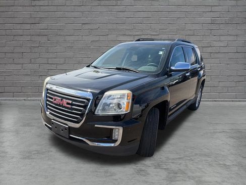 Used 2017 GMC Terrain SLE w/ Chrome Edition AWD/4WD image 3