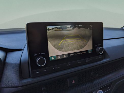 Used 2023 Honda CR-V EX image 32