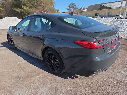 Certified 2025 Toyota Camry SE image 5