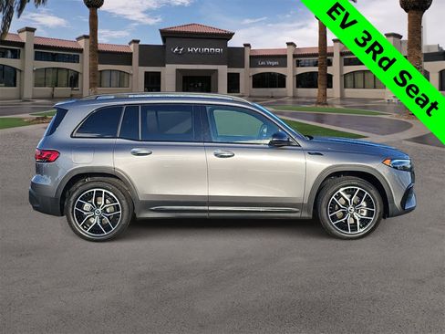 Used 2022 Mercedes-Benz EQB 300 4MATIC w/ AMG Night Package image 9