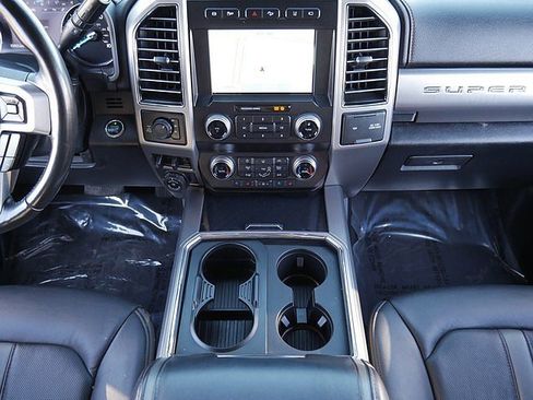 Used 2020 Ford F350 Platinum w/ FX4 Off-Road Package image 21