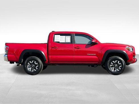 Used 2022 Toyota Tacoma image 6