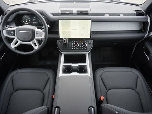 New 2026 Land Rover Defender 110 S image 9