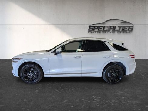 Used 2025 Genesis GV70 2.5T AWD/4WD image 7