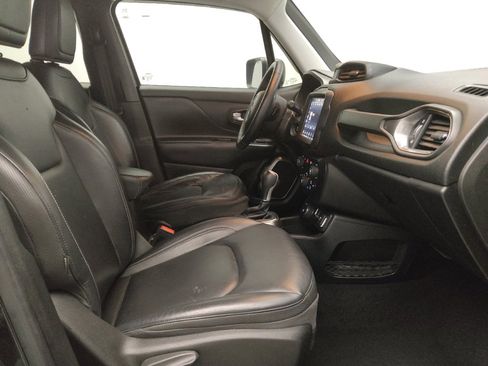Used 2019 Jeep Renegade Limited w/ UConnect 8.4 Nav Group AWD/4WD image 21