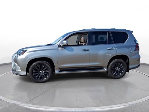 Used 2023 Lexus GX 460 Premium w/ Accessory Package AWD/4WD image 4