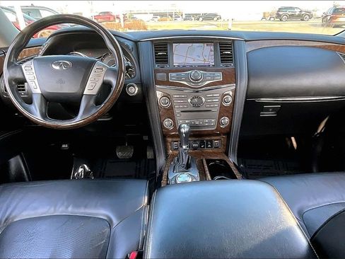 Certified 2017 INFINITI QX80 4WD w/ Driver Assistance Package image 21