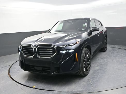 Used 2024 BMW XM image 4