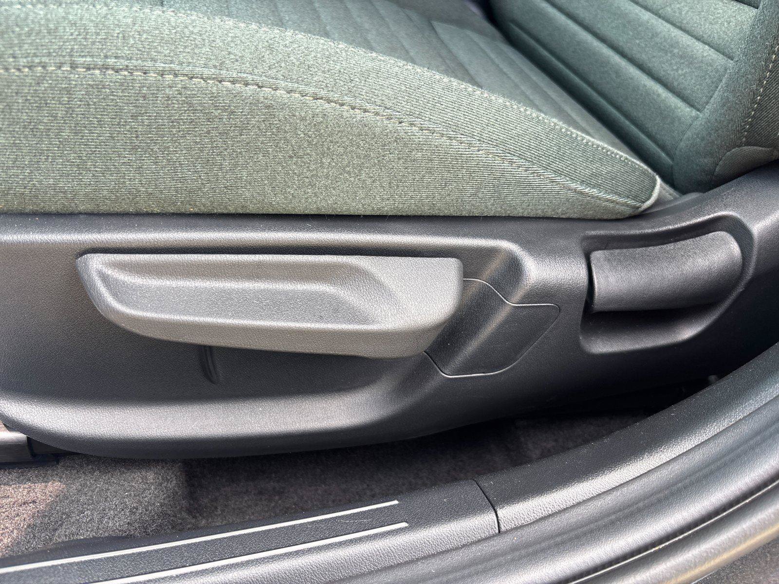 Used 2025 Kia K4 EX FWD image 16