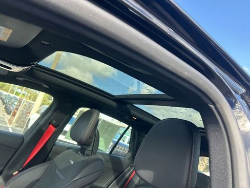 Used 2025 Mercedes-Benz GLC 43 AMG 4MATIC image 10