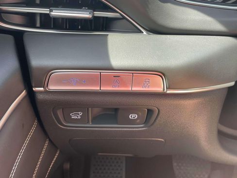 Used 2024 Genesis GV80 2.5T w/ Advanced Package image 21