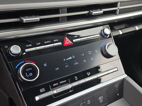 New 2027 Hyundai Santa Fe XRT AWD/4WD image 32