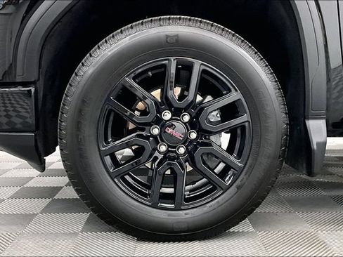 Used 2026 GMC Sierra 1500 Pro w/ Graphite Edition AWD/4WD image 9