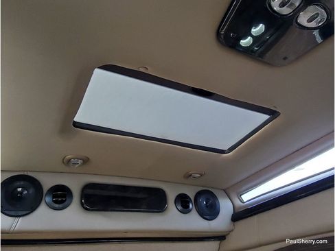 Used 2021 GMC Savana 2500 RWD image 31