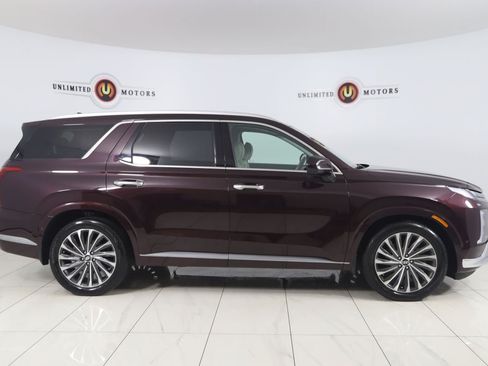 Used 2023 Hyundai Palisade Calligraphy AWD/4WD image 2