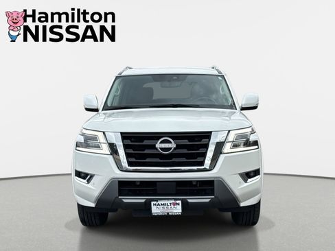 Used 2024 Nissan Armada SV image 6