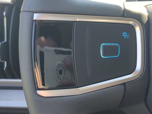 New 2025 Ford Expedition Max Active image 17