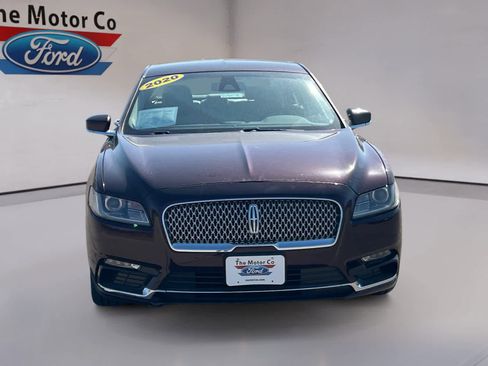 Used 2020 Lincoln Continental AWD w/ Premium Package image 2