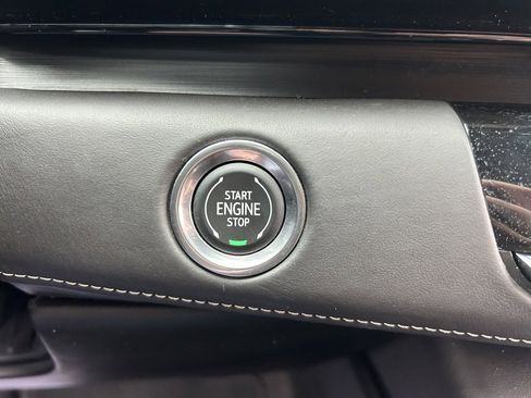 Used 2023 Cadillac Escalade ESV Sport Platinum w/ Heavy-Duty Trailer Package image 34