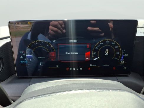 Used 2025 Ford Mustang GT RWD image 15