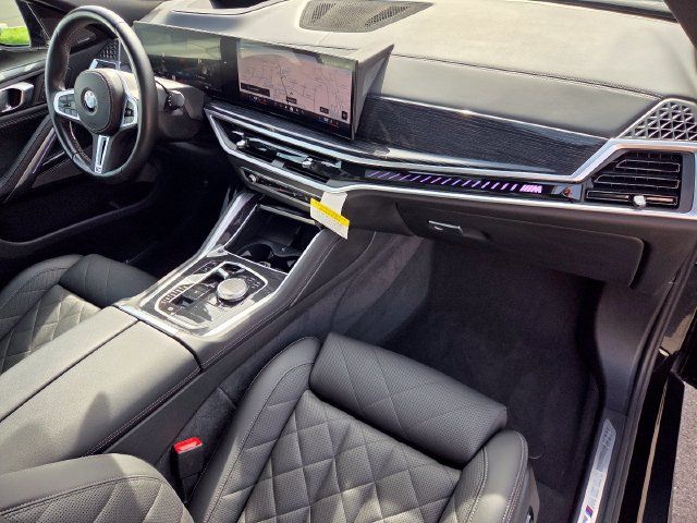 Used 2024 BMW X6 M60i AWD/4WD image 27