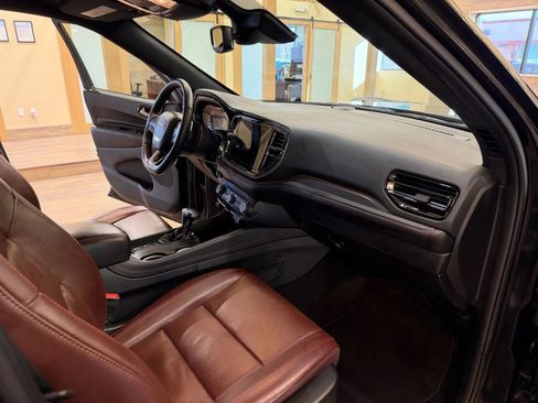 Used 2025 Dodge Durango R/T w/ Blacktop Package image 22