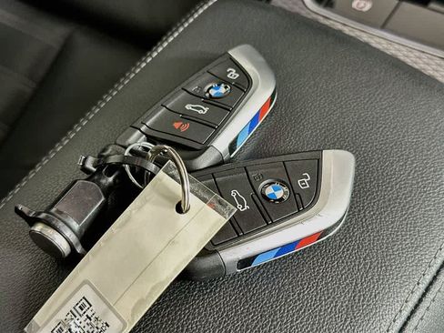 Used 2024 BMW M2 w/ Lighting Package RWD image 21