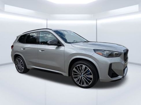 Used 2024 BMW X1 M35i w/ Premium Package image 2