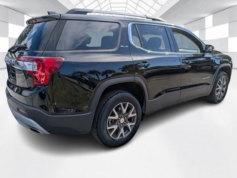 Used 2023 GMC Acadia SLE w/ Driver Convenience Package image 7