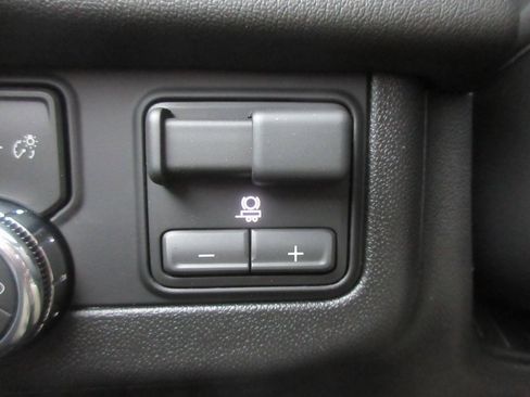 New 2026 GMC Yukon XL Denali w/ Denali Reserve Package image 21